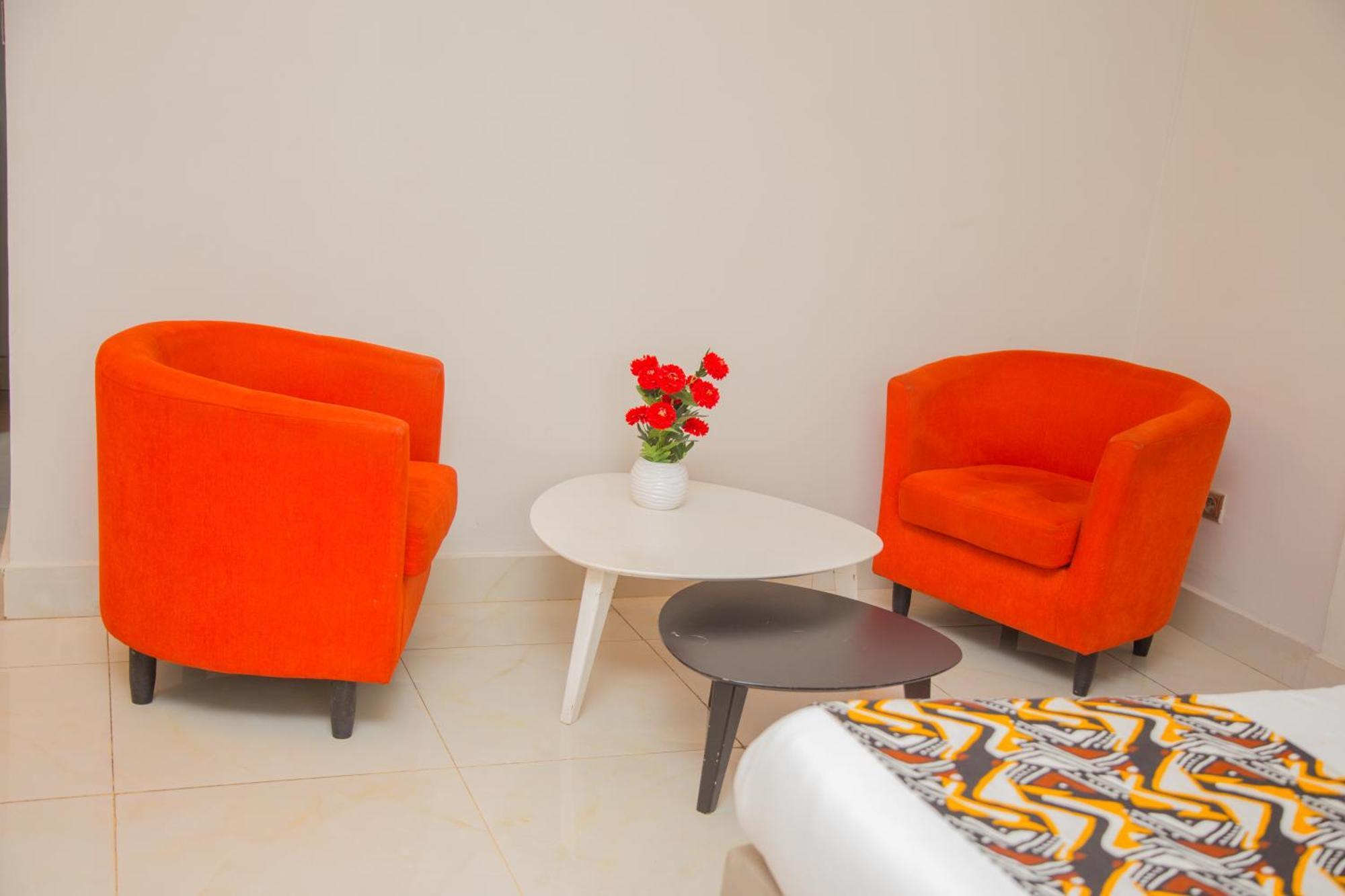 Hotel La Rose Blanche אבידג'אן מראה חיצוני תמונה