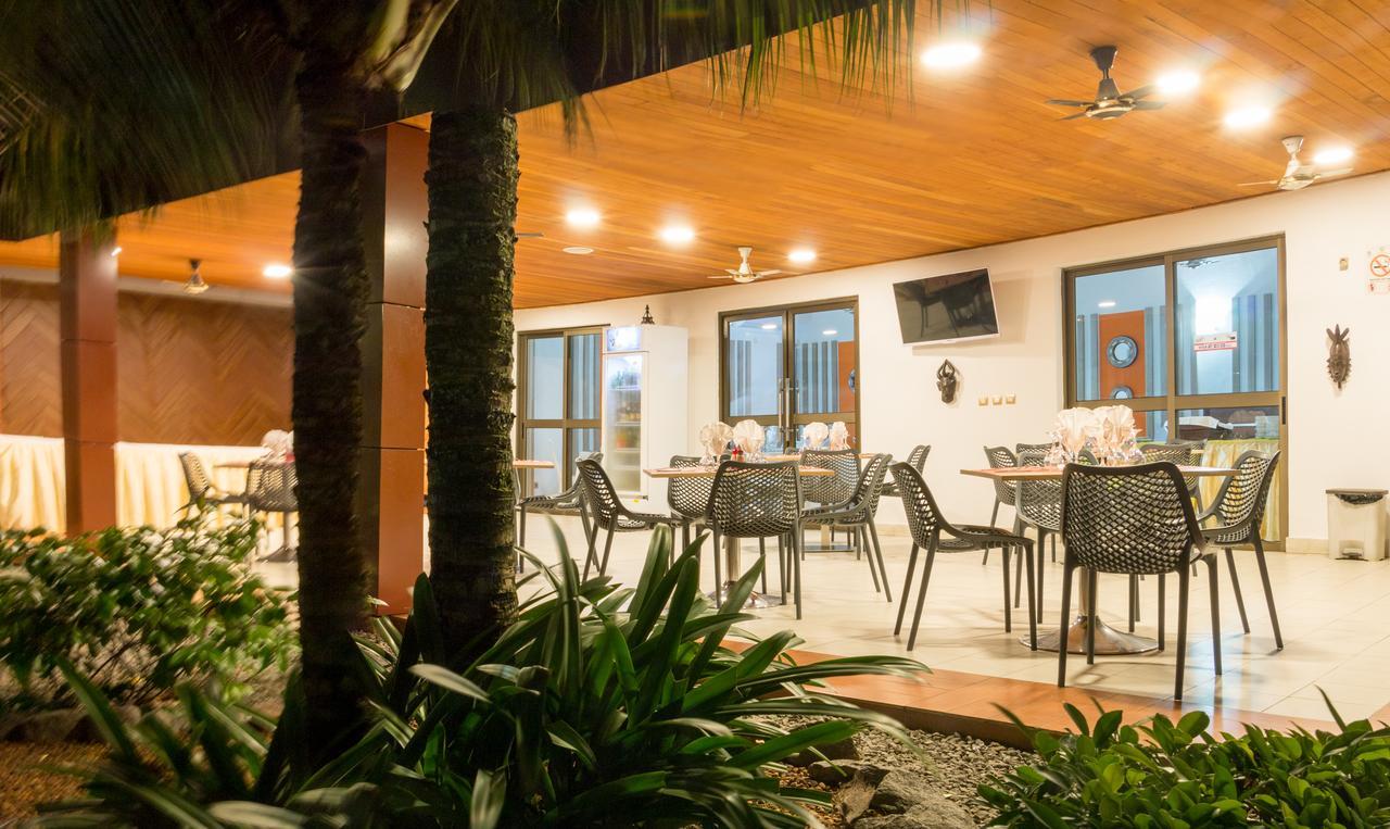 Hotel La Rose Blanche אבידג'אן מראה חיצוני תמונה